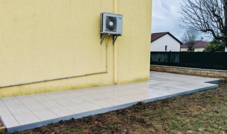 Aménagement extérieur - Pose de grès Cérame sur plots à Bourgoin Jallieu