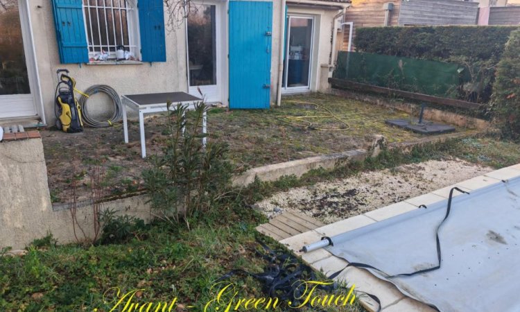 Aménagements extérieurs - Rénovation d'une terrasse avec pose de travertins à Bourgoin-Jallieu